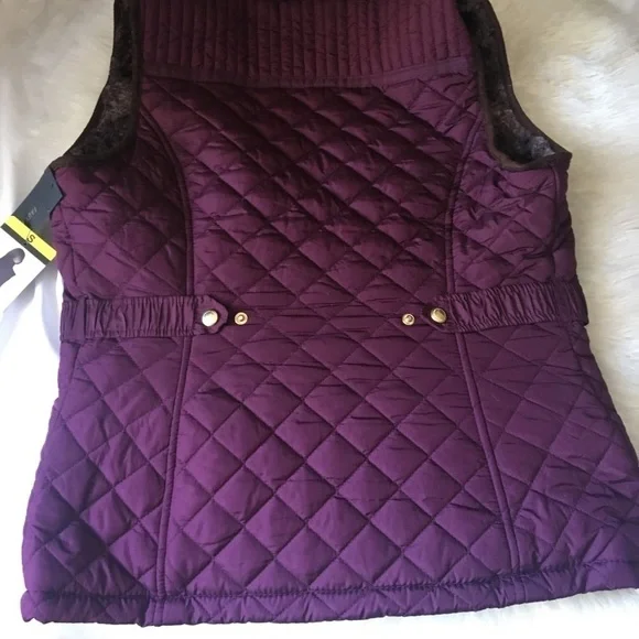 Weatherproof vest - Picture 2 of 7